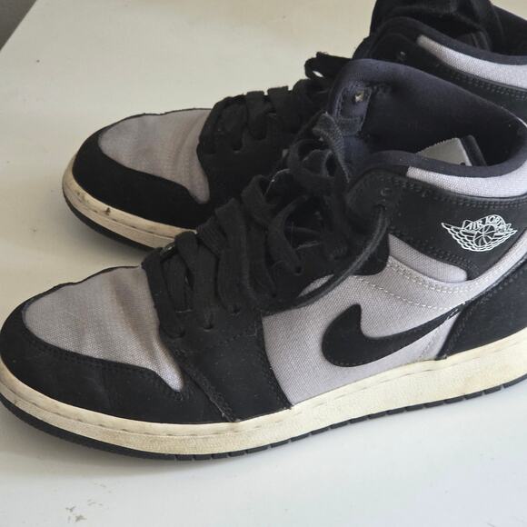 Air Jordan 1 Retro High OG GS Black Light Smoke Grey – Size 5.5Y / Women’s 7 - Picture 3 of 5